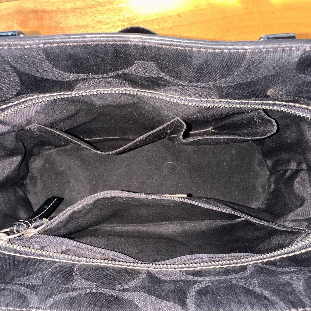 Coach Black Signature Jacquard Studded Patent Leather Tote Shoulder Bag Purse ✨ - Picture 6 of 7